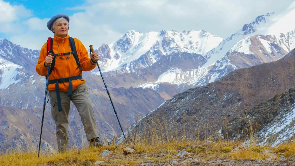 How to Use Trekking Poles Effectively_result_result