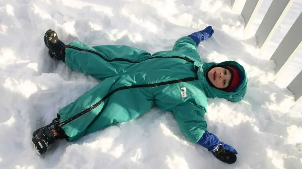 Tips for Snow Hiking